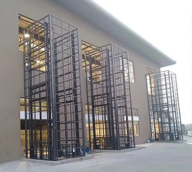 可克达拉液压升降货梯